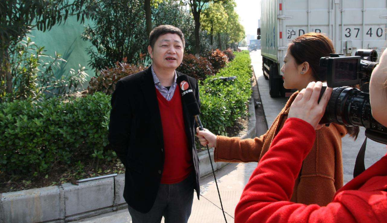 热门:“e”起过三八