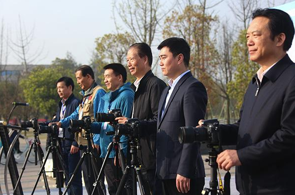 河池市大化县：产业扶贫助力弄往瑶族同胞摘穷帽